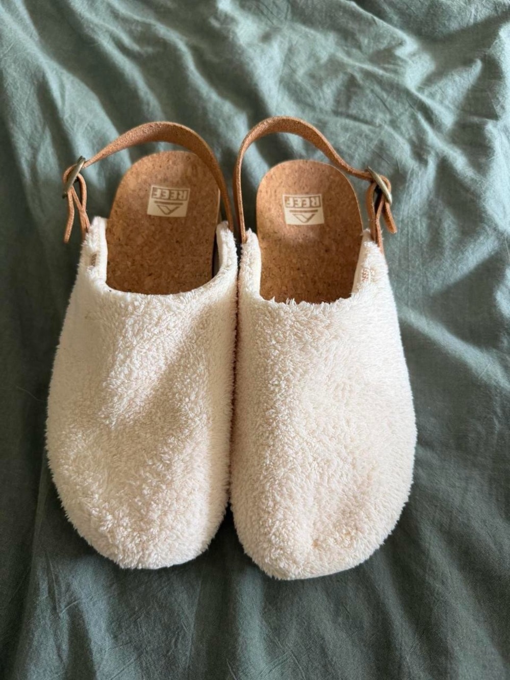 Reef Cream Terry Cloth Slingback Slides with Tan Strap - Picture 4 of 7